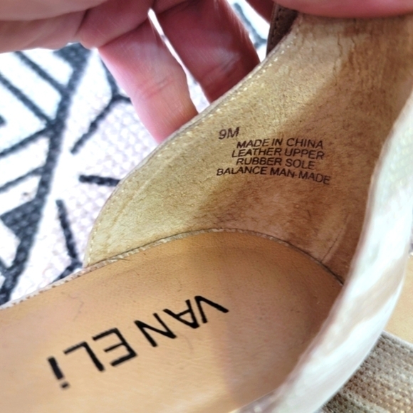 VAN ELI TEXTURED WEAVE EARTH TONES WEDGE SANDAL, SZ 9 - Picture 12 of 16